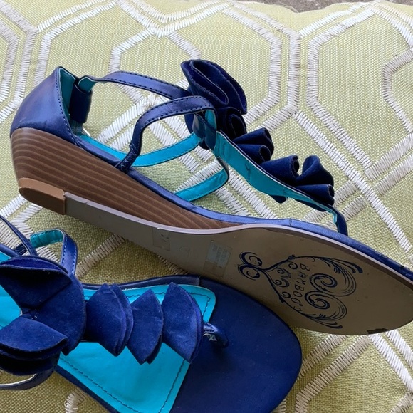 Bamboo brand. Sz 8  Royal blue color - Picture 2 of 3